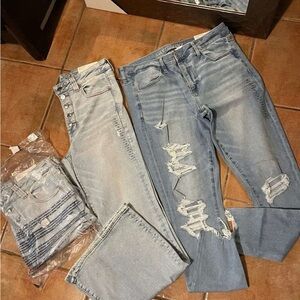 American eagle Light Blue Distressed Jeans